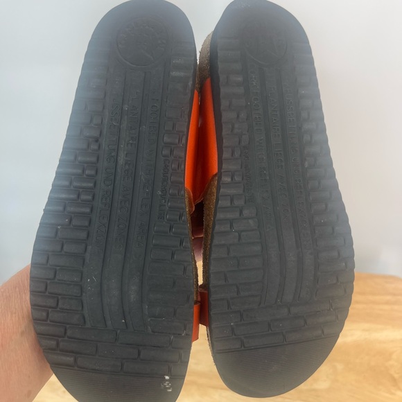 Mephisto Orange Sandals - Picture 4 of 9